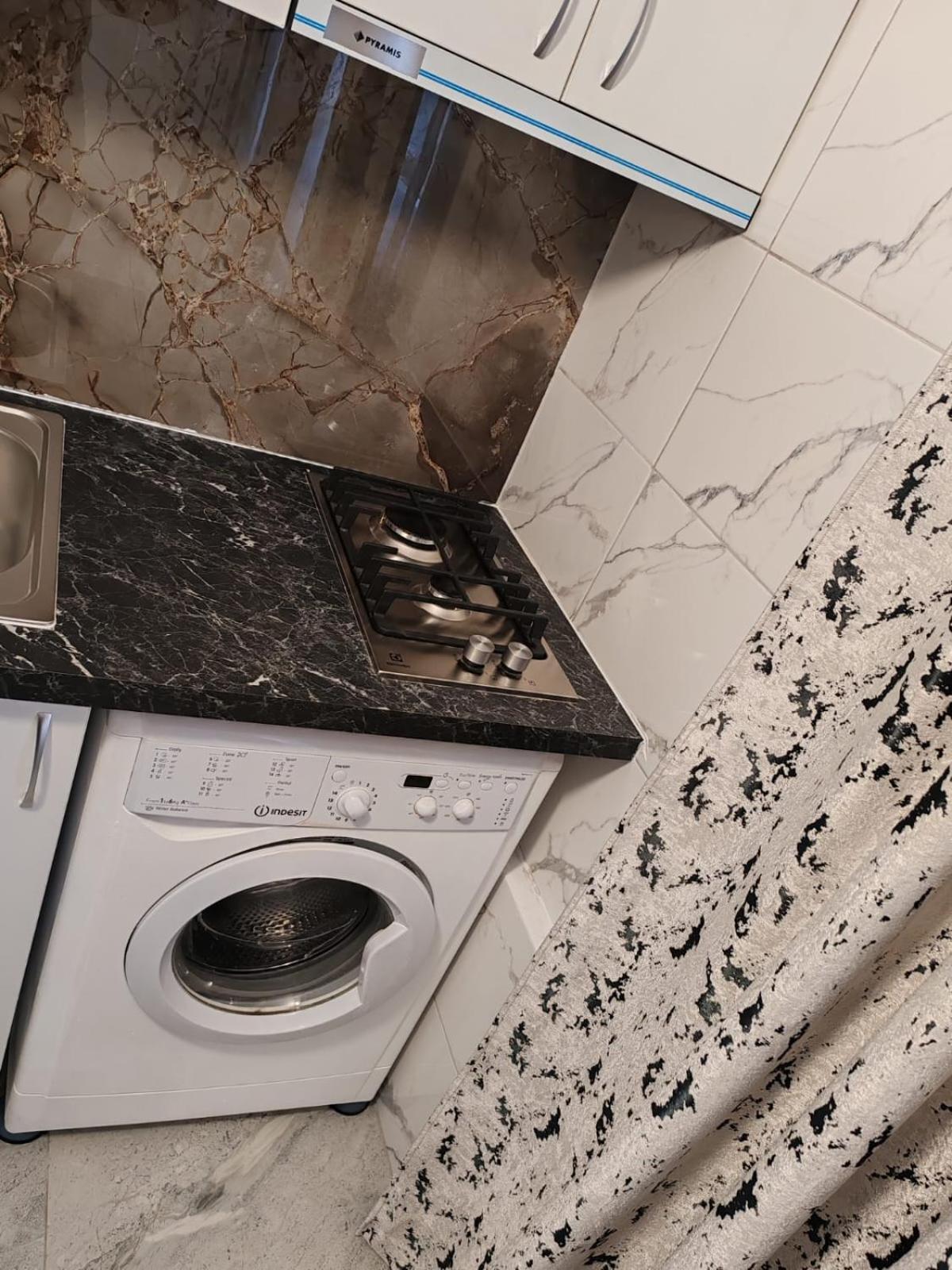 شقة Garsoniera G3 كرايوفا المظهر الخارجي الصورة